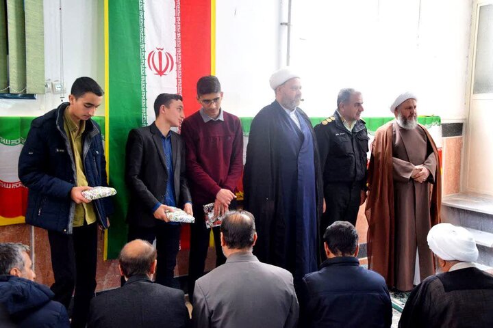 تصاویر/ نماز عبادی سیاسی جمعه آران وبیدگل