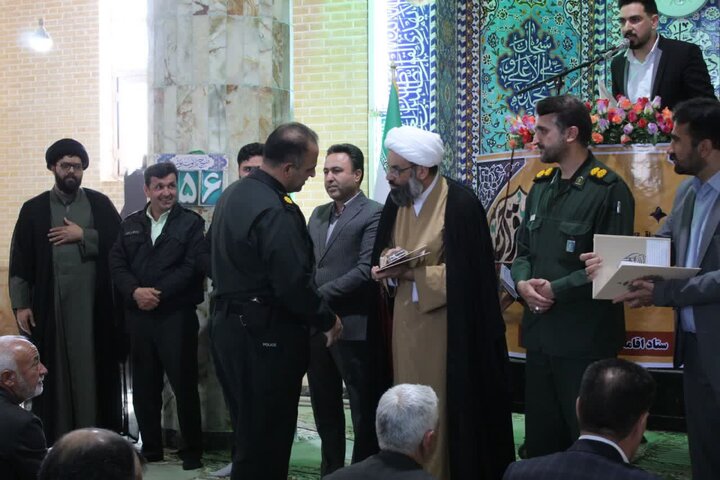 تصاویر/ نماز عبادی سیاسی جمعه شهرستان خاتم