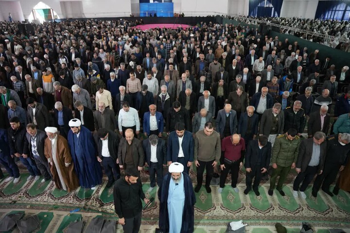 اقامه نماز جمعه در شهرستان فردیس
