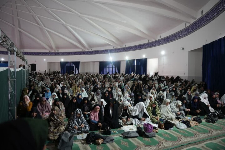 اقامه نماز جمعه در شهرستان فردیس

