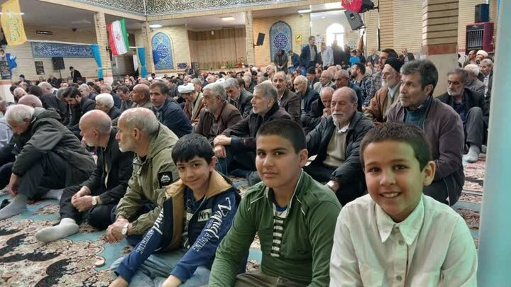 تصاویر/ اقامه نماز جمعه شهرستان بیجار