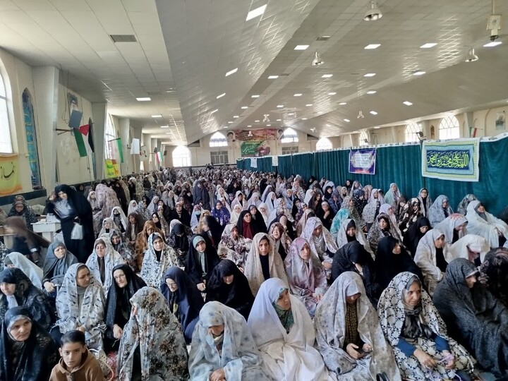 اقامه نخستین نماز جمعه ماه رمضان در شهر بهار به امامت حجت‌الاسلام مصباح