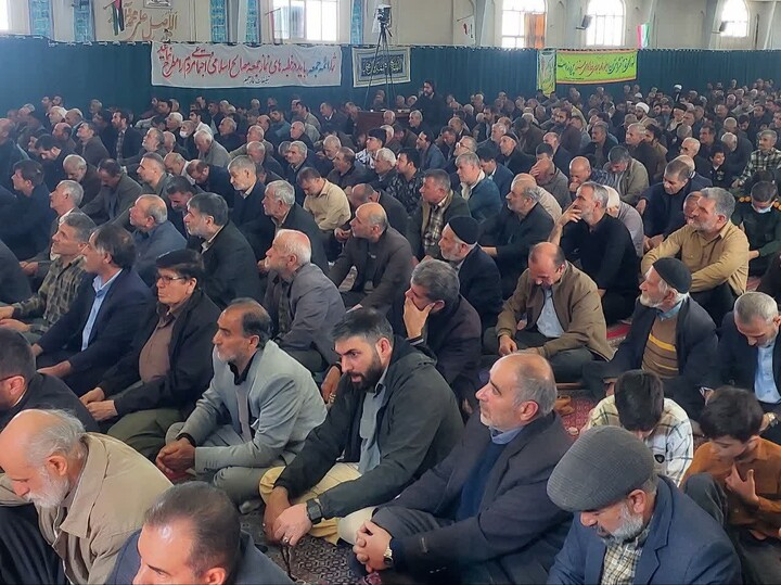 اقامه نخستین نماز جمعه ماه رمضان در شهر بهار به امامت حجت‌الاسلام مصباح