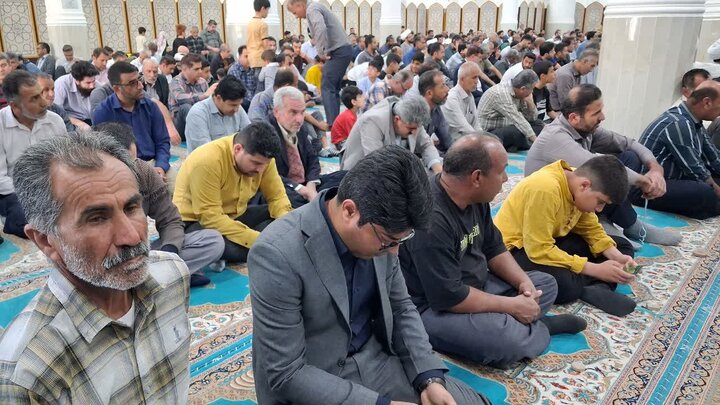 نمازجمعه شهر جم به روایت تصاویر