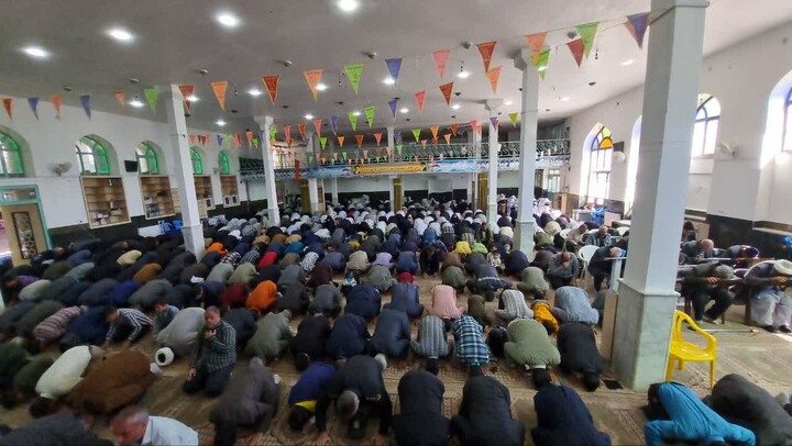 تصاویر| مراسم نماز جمعه عبادی، سیاسی سربیشه