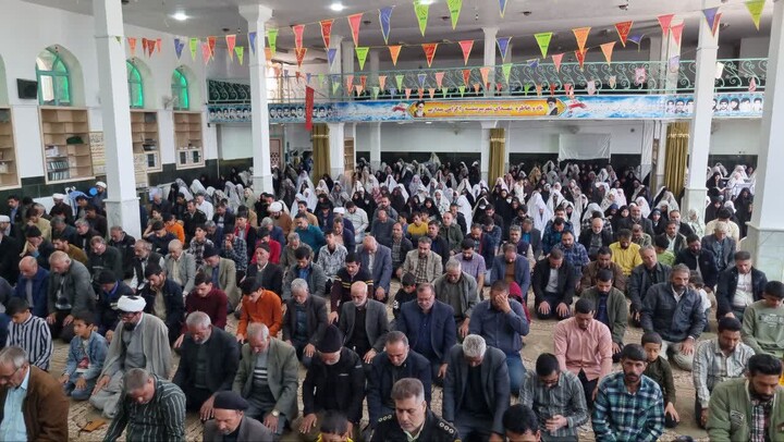 تصاویر| مراسم نماز جمعه عبادی، سیاسی سربیشه