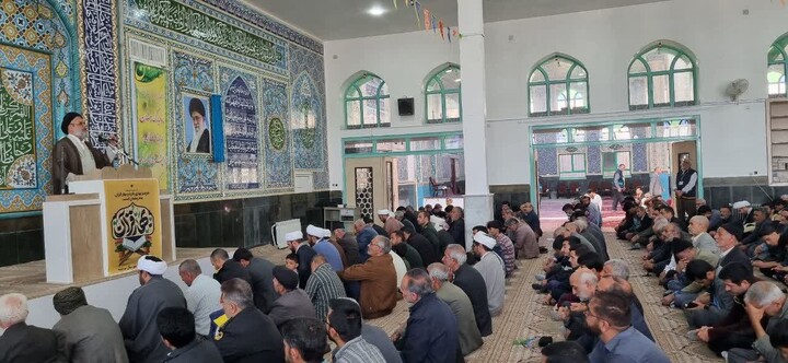 تصاویر| مراسم نماز جمعه عبادی، سیاسی سربیشه