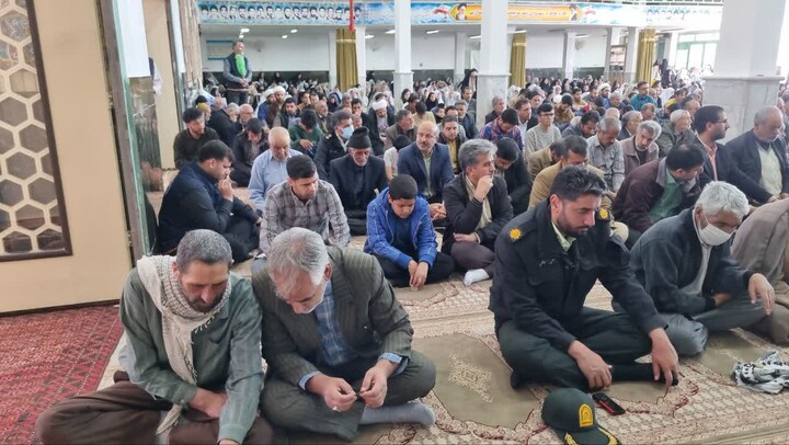تصاویر| مراسم نماز جمعه عبادی، سیاسی سربیشه