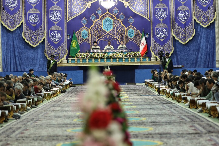تصاویر/ آیین ترتیل خوانی قرآن کریم در حرم مطهر حضرت معصومه (س)
