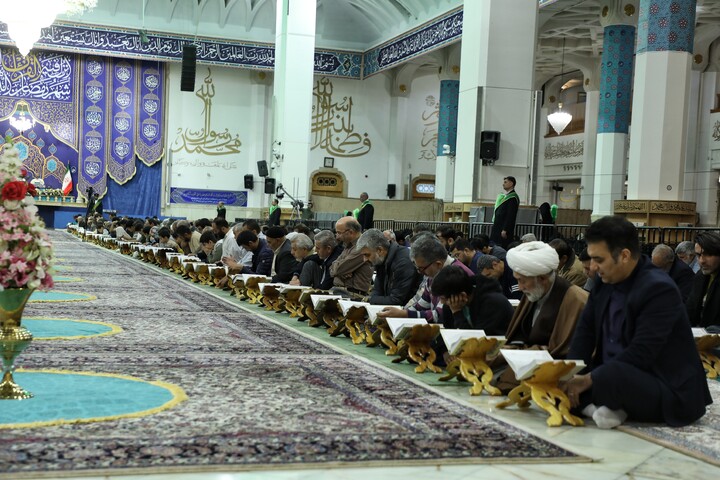 تصاویر/ آیین ترتیل خوانی قرآن کریم در حرم مطهر حضرت معصومه (س)