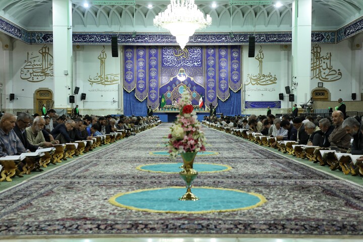 تصاویر/ آیین ترتیل خوانی قرآن کریم در حرم مطهر حضرت معصومه (س)