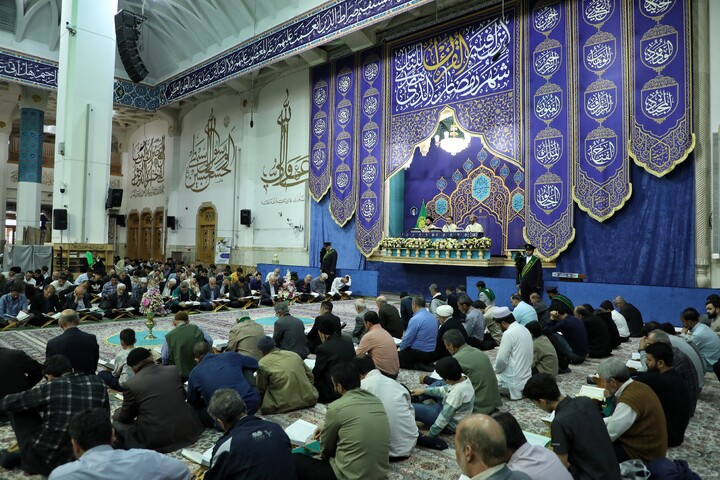 تصاویر/ آیین ترتیل خوانی قرآن کریم در حرم مطهر حضرت معصومه (س)