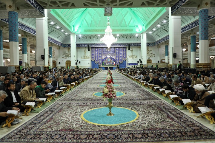 تصاویر/ آیین ترتیل خوانی قرآن کریم در حرم مطهر حضرت معصومه (س)