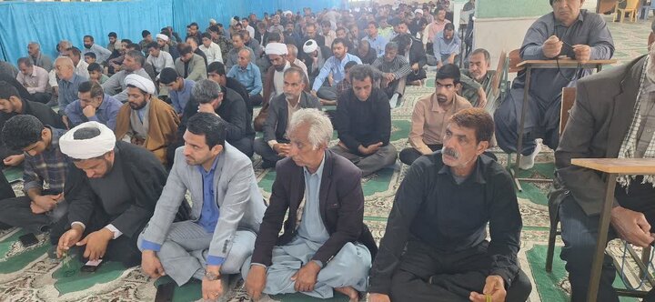 تصاویر/ اقامه نمازجمعه شهر عنبرآباد