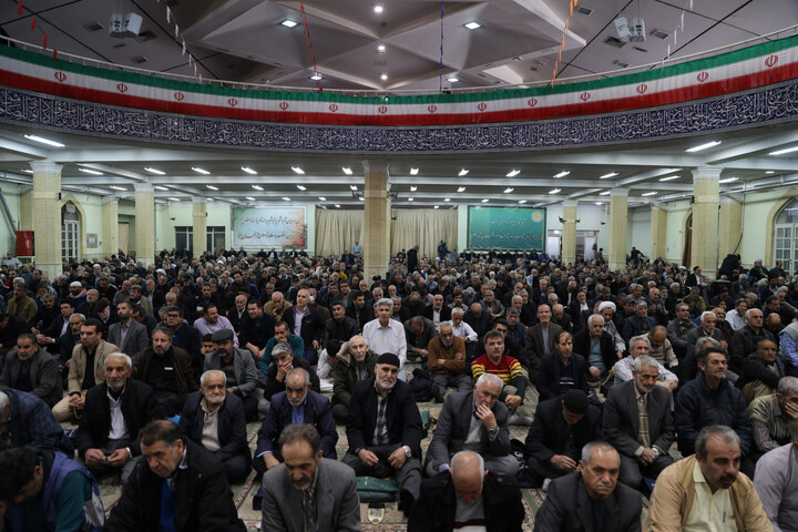 تصاویر / اقامه نماز جمعه همدان