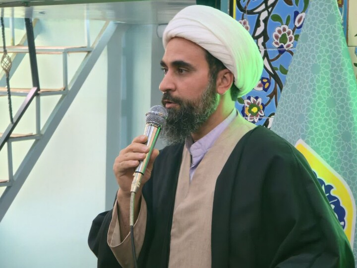 تصاویر / اقامه نماز جمعه در سراسر استان همدان