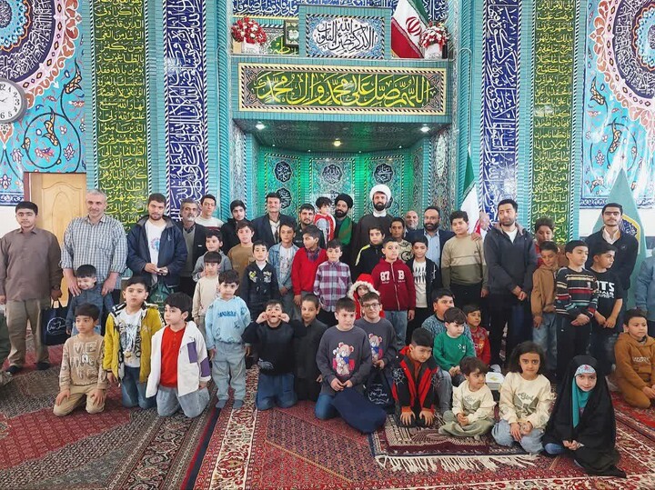 تصاویر / اقامه نماز جمعه در سراسر استان همدان