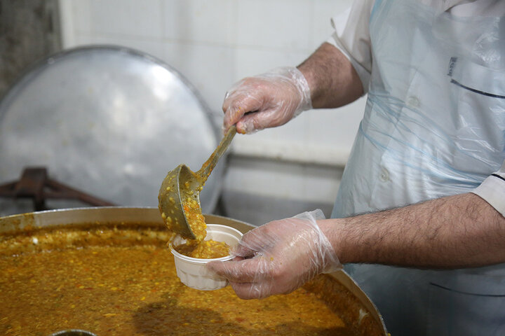 بسته بندی افطاری ساده حرم مطهر حضرت فاطمه معصومه(س)