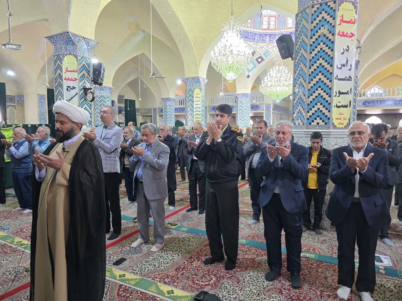 تصاویر/ برگزاری نماز جمعه شهرستان بهاباد