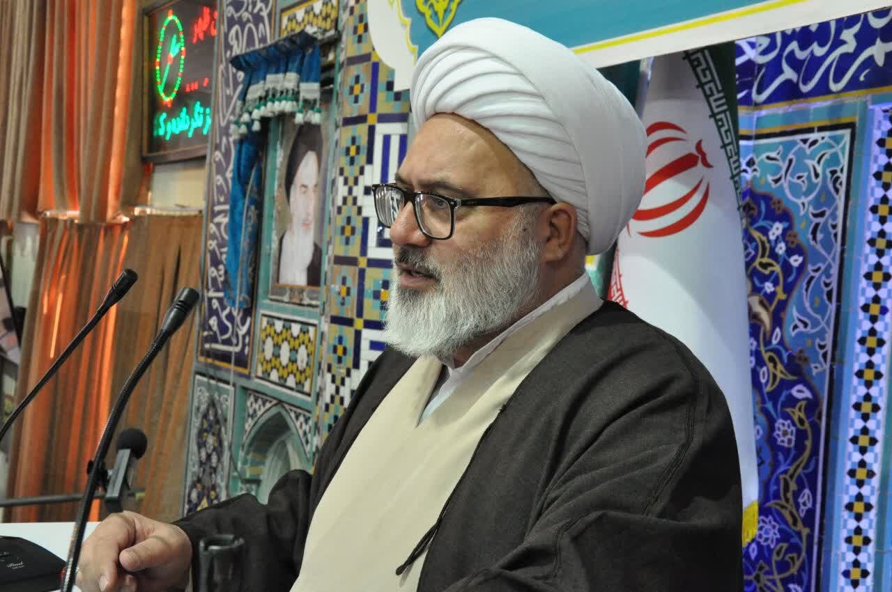 غفلت از یاد خدا بزرگ‌ترین عامل سقوط انسان/ طاغوت‌های تاریخ نابودشدنی هستند