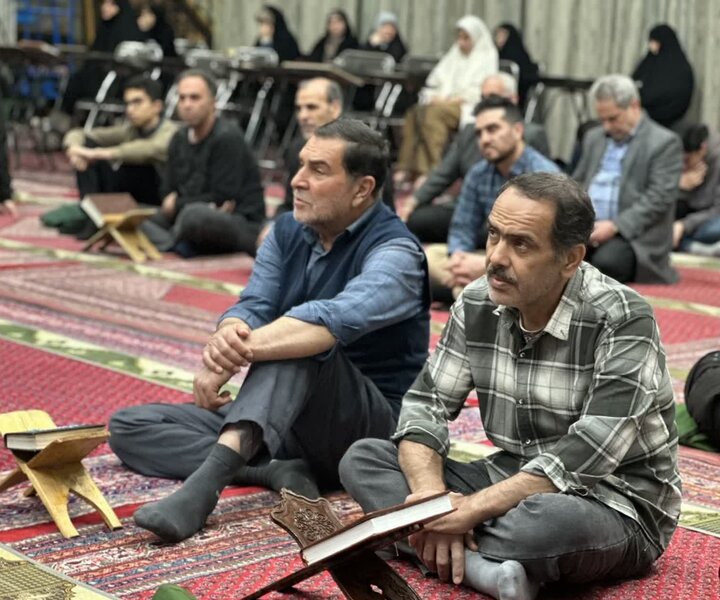 تصاویر/ مناجات خوانی شب های ماه رمضان در مسجد ولیعصر(عج)