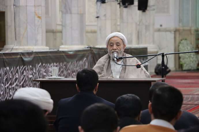 تصاویر/ جلسه تفسیر قرآن در مسجد شهید مطهری