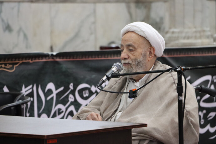 تصاویر/ جلسه تفسیر قرآن در مسجد شهید مطهری