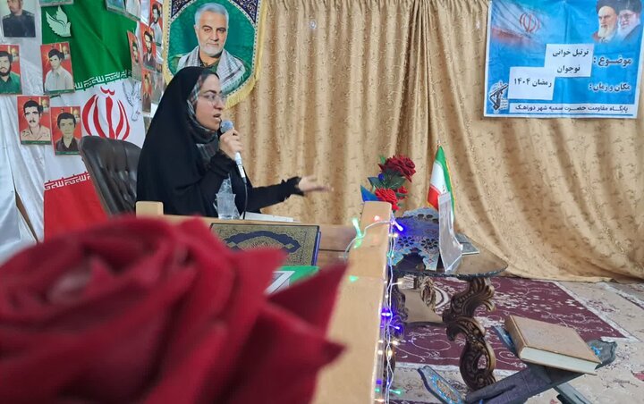 تصاویر/ سومبن شب محفل قرآنی دختران دوراهک