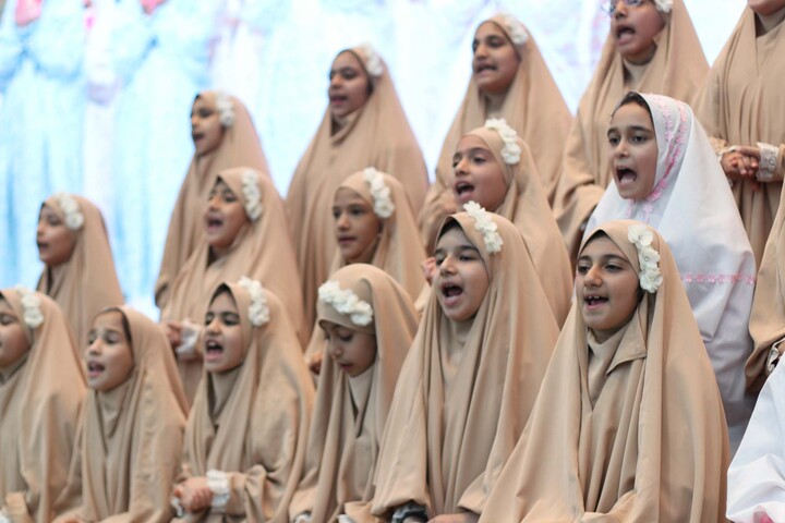 تصاویر| همایش روزه اولی در هفدمین نمایشگاه قرآن بیرجند