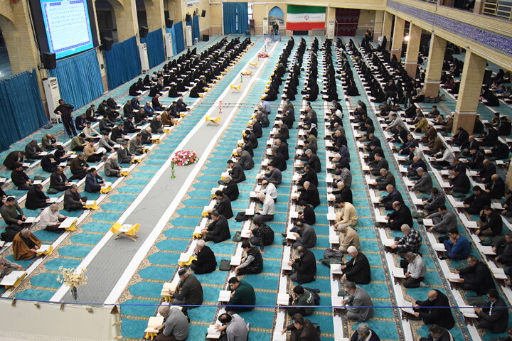 تصاویر/ مراسم جزء خوانی قرآن کریم در مصلی ارومیه