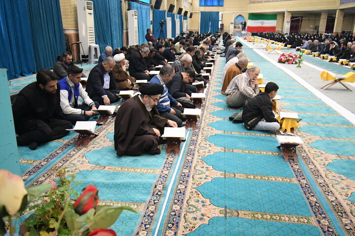 تصاویر/ مراسم جزء خوانی قرآن کریم در مصلی ارومیه