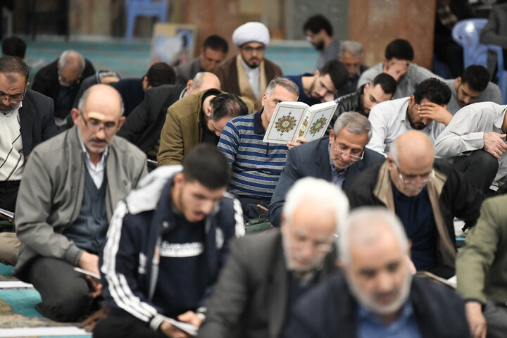 تصاویر/ مراسم جزء خوانی قرآن کریم در مصلی ارومیه