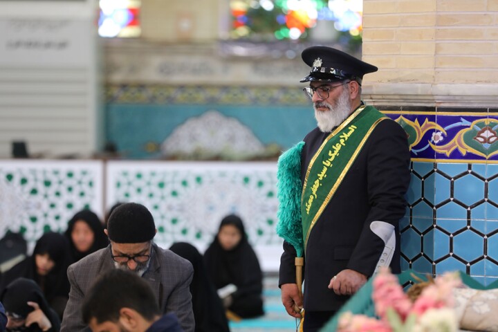 تصاویر/ آیین ترتیل خوانی قرآن کریم در امامزاده سید جعفر(ع) محمد استان یزد