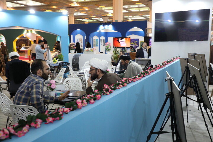 تصاویر/ سی و دومین نمایشگاه