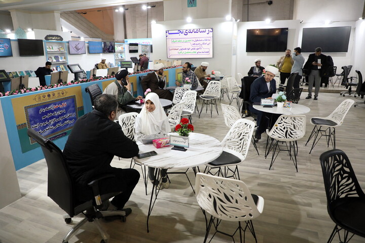 تصاویر/ سی و دومین نمایشگاه