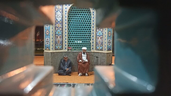 تصاویر/ سلسله مباحث تفسیر قرآن کریم در جزیره خارگ