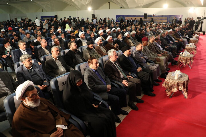 تصاویر/ آیین افتتاحیه  سی و سومین نمایشگاه بین المللی قرآن کریم