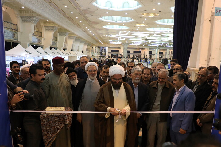 تصاویر/ آیین افتتاحیه  سی و سومین نمایشگاه بین المللی قرآن کریم