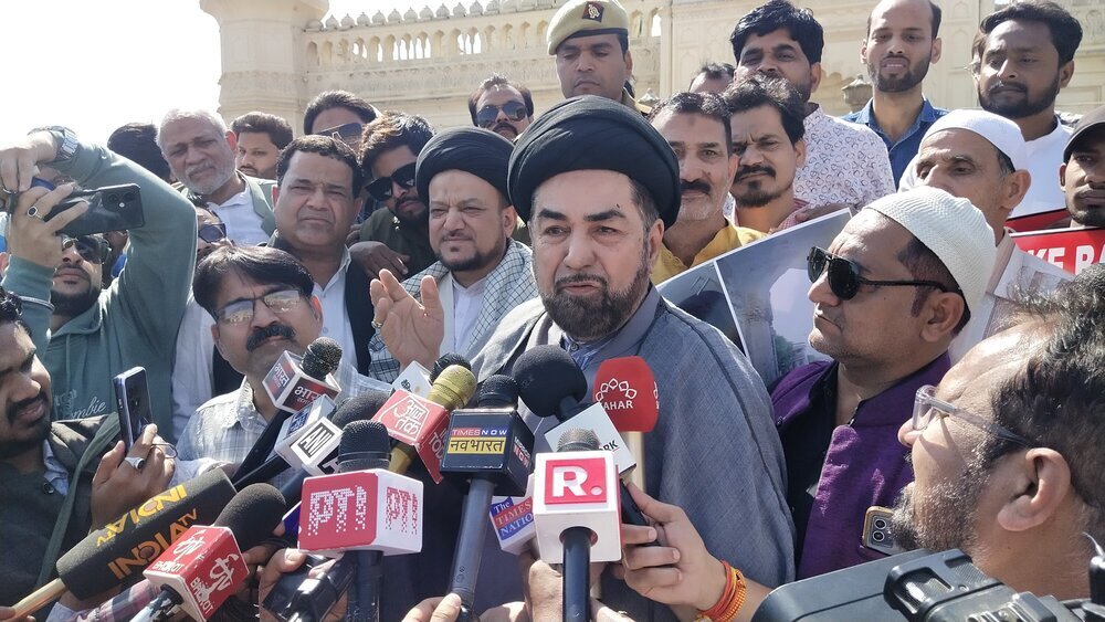 Indian Cleric Raises Concerns Over Possible Foreign Role in Attacks on Shia Sites