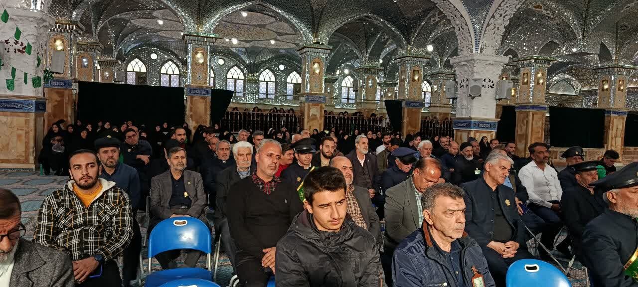 گردهمایی خادمان علی ابن باقر در مشهد اردهال کاشان برگزار شد +عکس