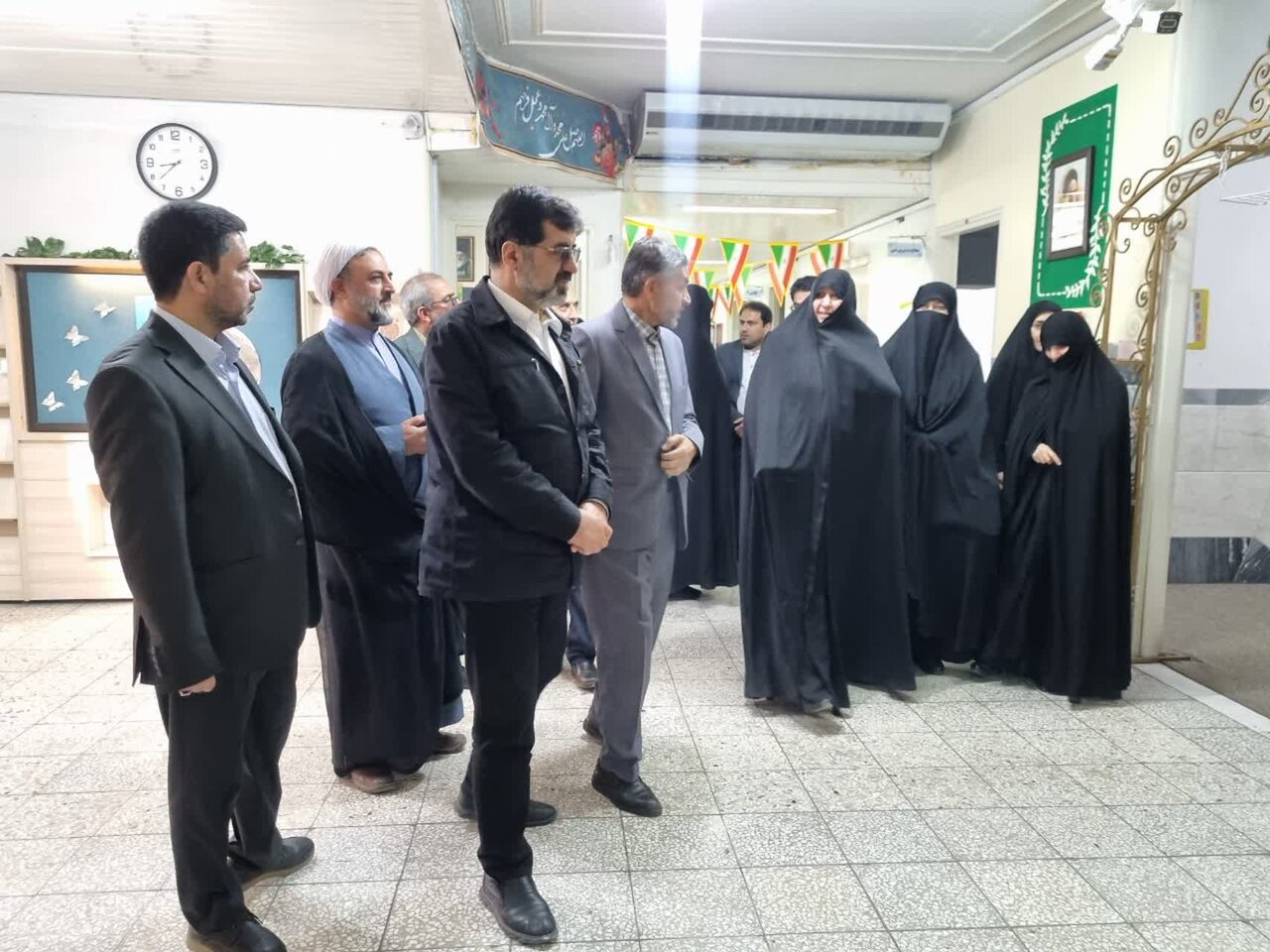 بازید استاندار قم و مدیر جامعه‌الزهرا سلام‌الله‌علیها از مجتمع آموزشی تربیتی هدی