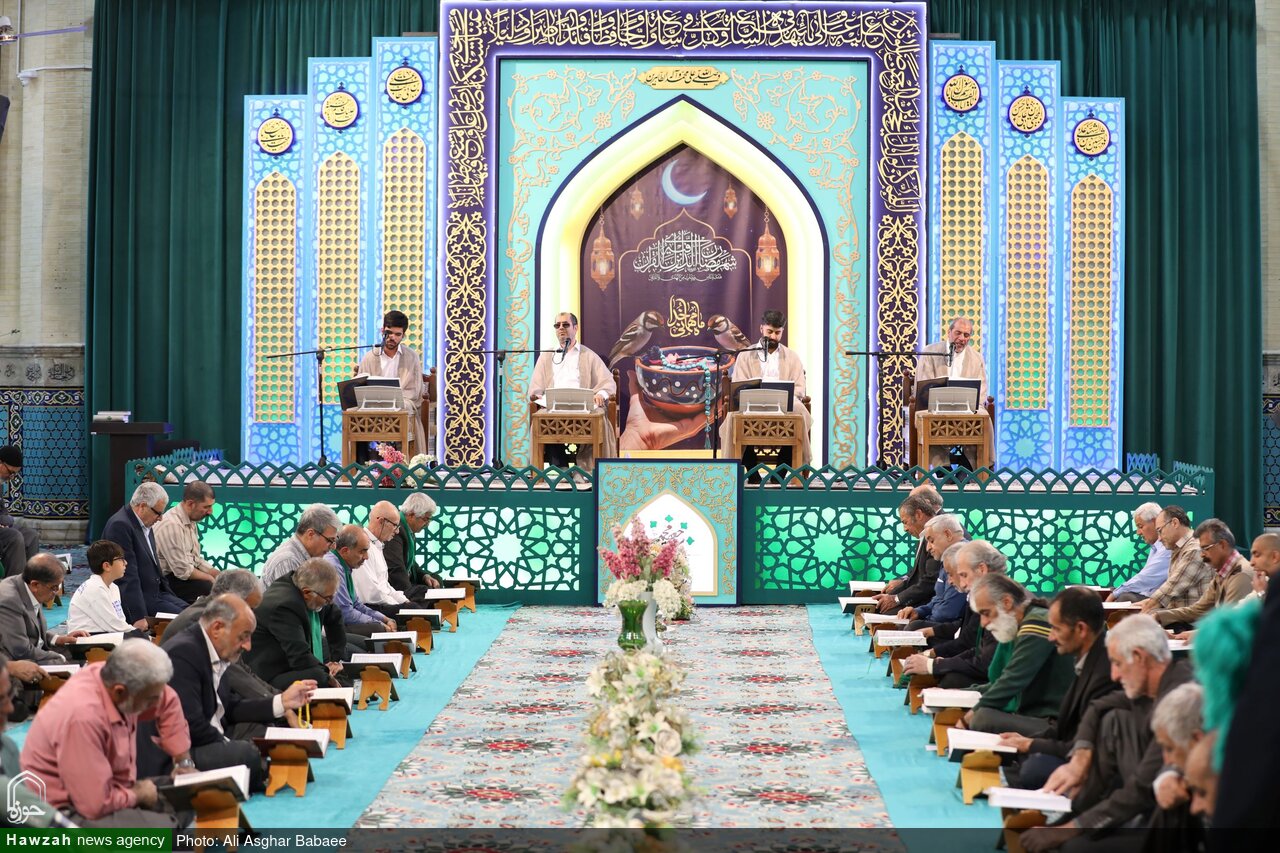 فیلم| آیین ترتیل خوانی قرآن کریم در امامزاده سید جعفر(ع) محمد استان یزد