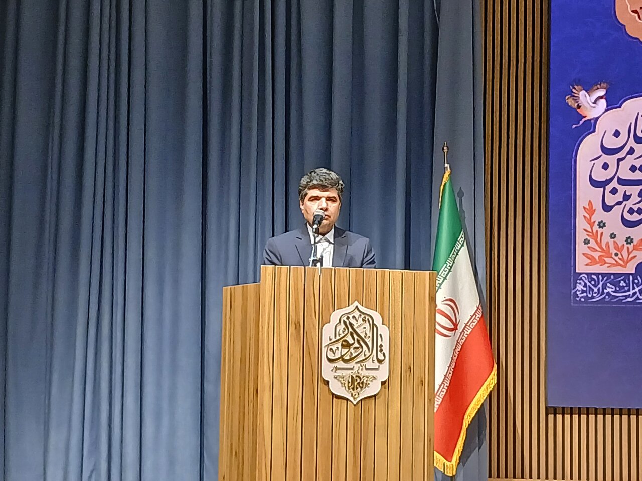 فعالیت ۲۵۰سازمان مردم‌نهاد مشهد نیازمند حمایت و تقویت است