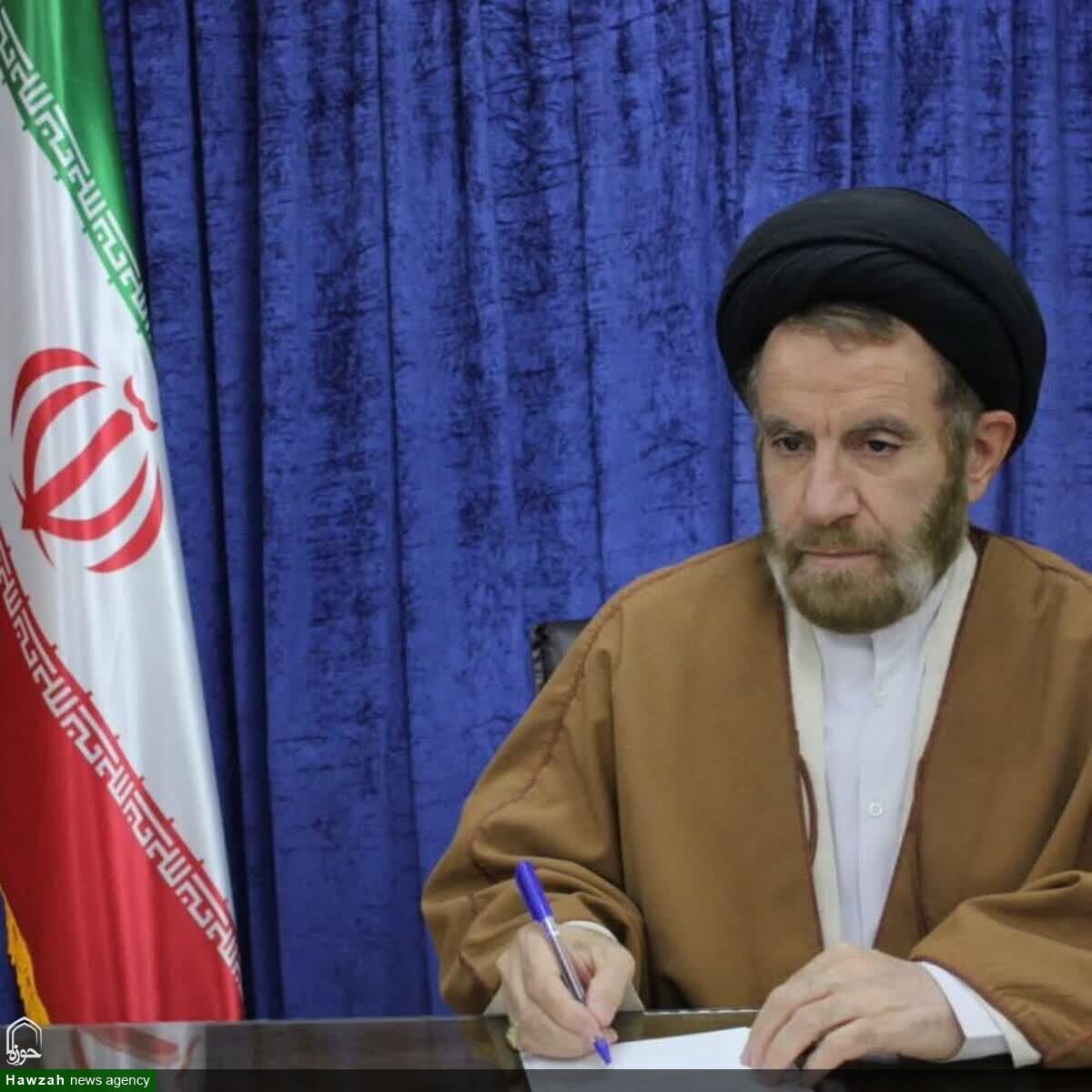 روحانیت انقلابی و جهادی رساله علمیه و عملیه خود را با خون خود نوشتند