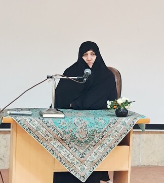 برگزاری کرسی تبادل نظر آموزشی و تربیتی با تأکید بر پیوند علم و تهذیب در اردکان