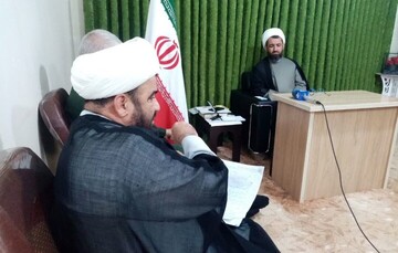 تمسک به قرآن زندگی انسان را تغییر می‌دهد