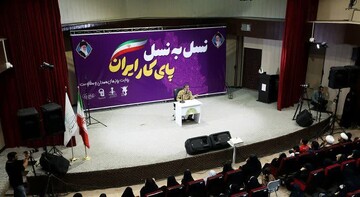 نوجوانان؛ بازیگران اصلی میدان نبرد نرم در گام دوم انقلاب هستند