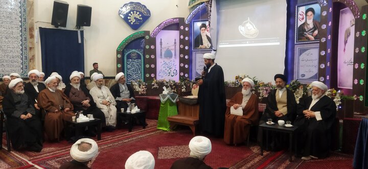 تصاویر/ نشست تبیینی جامعه مبلغین ولایی