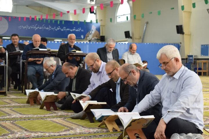 تصاویر/ محفل انس با قرآن فومن با حضور امام جمعه شهرستان فومن