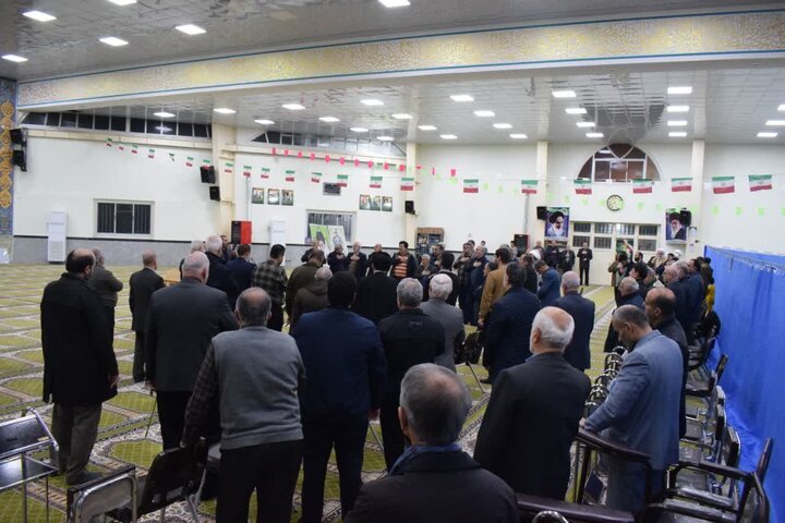 تصاویر/ مراسم سالگرد ابوالشهید حاج ابراهیم بزرگی راد پدر شهید سعید بزرگی راد در فومن